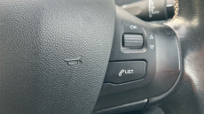 Peugeot 2008 1.2 PureTech Allure 5dr Petrol Estate